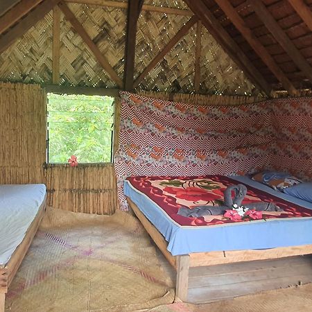 Island Paradise Bungalows Lenkuru Ngoại thất bức ảnh